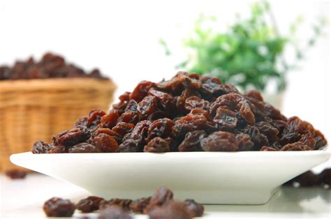 省 [Basic] Calories in Raisins