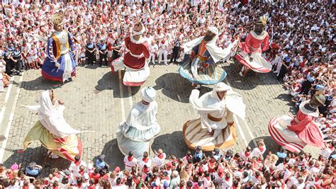 Culture Track: Canada - Business / Arts