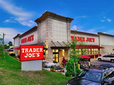 These Are America's 10 Favorite Retail Stores - 24/7 Wall St.