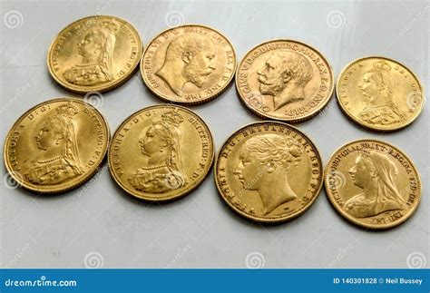 Gold Sovereign Coins,mixed Dates,front and Rear. Stock Photo - Image of ...