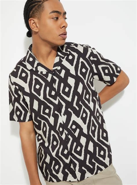 Buy URB_N Men Printed Regular Fit Resort Shirt Online at just Rs. 799.0 ...