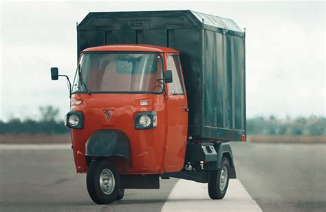 Omega Seiki Mobility’s Rage+ Rapid e3W gets Log 9 Materials fast charge ...