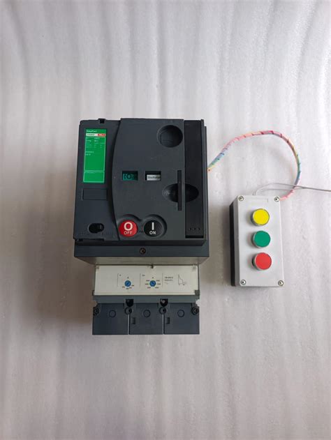 SCHNEIDER CVS400F MOTORISED MCCB SCHNEIDER MT400 SCHNEIDER MOTOR ...