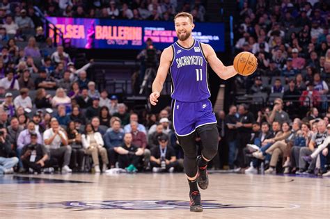 Kings' Domantas Sabonis, Zach LaVine out vs. Warriors; Jimmy Butler ...
