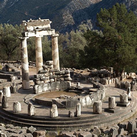 Delphi: Bellybutton of the Ancient World | India International Centre