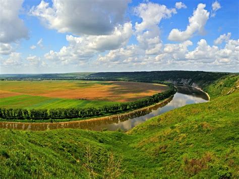 Куда поехать весной: 5 вариантов отдыха в Украине | Кременчук Тудей