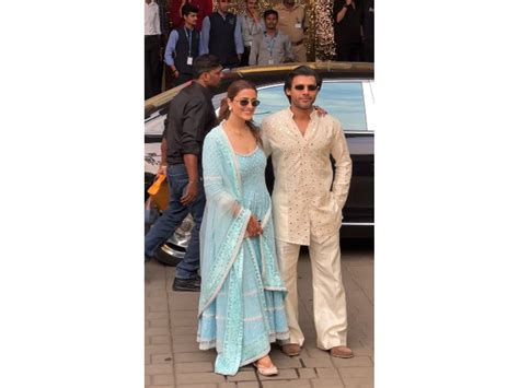 Newlyweds Nupur, Stebin Ben return to Mumbai, make their first public ...