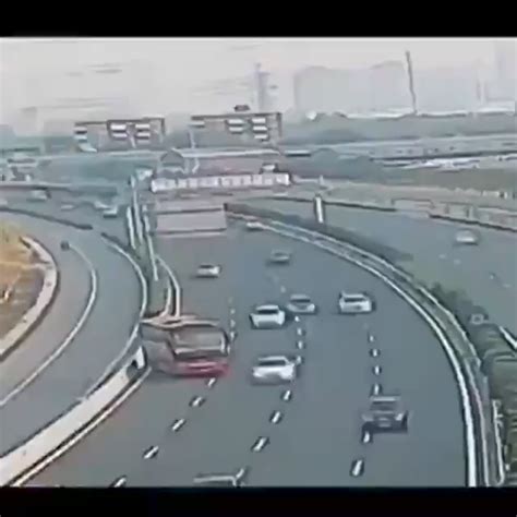 I Turn Now Good Luck Everybody Else