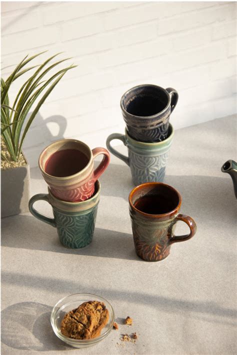 Check our ceramic mug sets to enjoy coffee or juice with your group ...