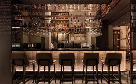 南宁酒吧设计公司对清吧装修设计的“特殊待遇”