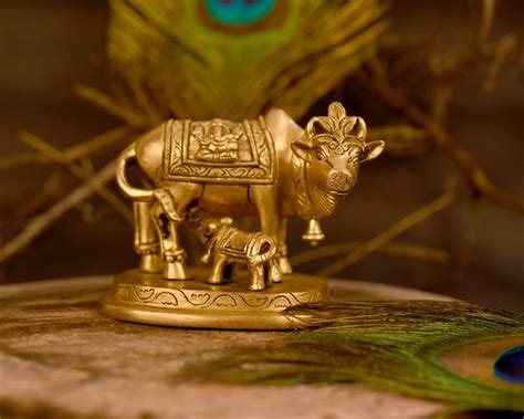 Buy Now Brass Kamdhenu Cow And Calf Idol Statue C0ABS106– CraftVatika