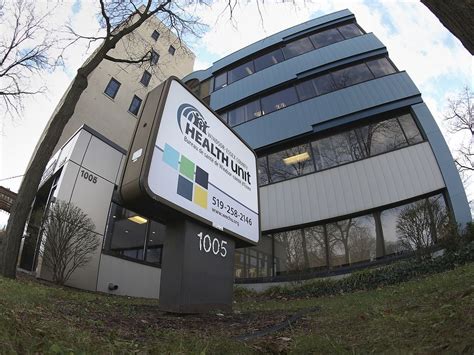 Health unit reports two COVID deaths, 123 infected hospital patients ...