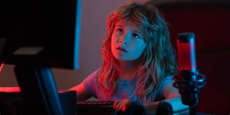 Euphoria Parents' Guide: Age Rating & Content Review for Parents