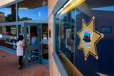 Alameda County approves early release for nearly 250 inmates at Santa ...