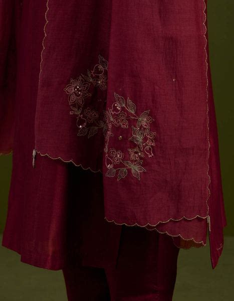 Magenta pink floral bouquet Suit set – TATWA