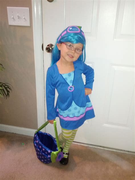 Blueberry muffin submitted by Julie C. | Halloween fashion outfits ...