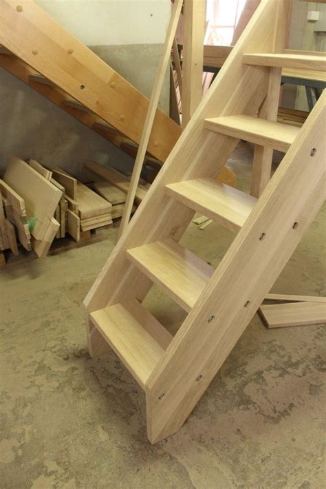 FREITRAGENDE TREPPEN TYP ZUR SELBSTMONTAGE MASSIVHOLZ ESCHE BUCHE EICHE ...