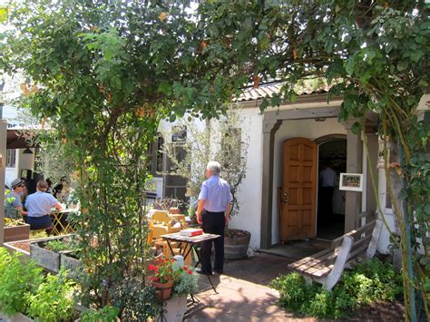 Doah's Hungry: Fiore Market Cafe