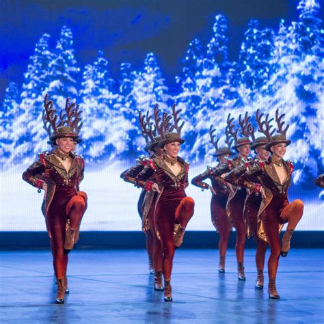 CHRISTMAS SPECTACULAR STARRING THE RADIO CITY ROCKETTES (2026) All You ...