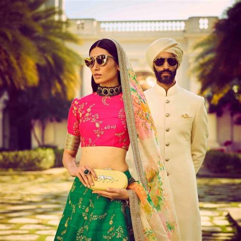 10 Beautiful Dupatta Design Ideas That Will Steal the Show and Set Some ...