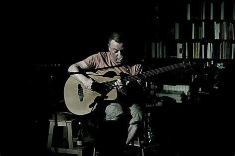 DMC: Howie Reeve, The Retinal Circus, Cod ODonnell, Centrala ...