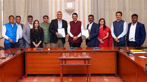 VIDEO: Maharashtra Industries Dept, Max Aerospace Sign ₹8,000 Crore MoU ...