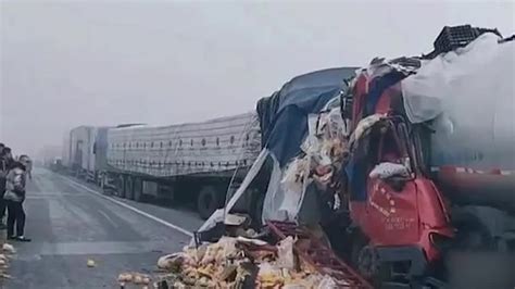 湖南高速公路多车追尾事故，限速不合理，到底是天灾还是人祸呢？_搜狐汽车_搜狐网