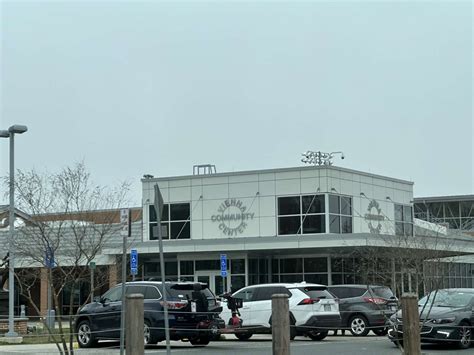 Vienna teens seek donations to make care packages for overseas troops ...