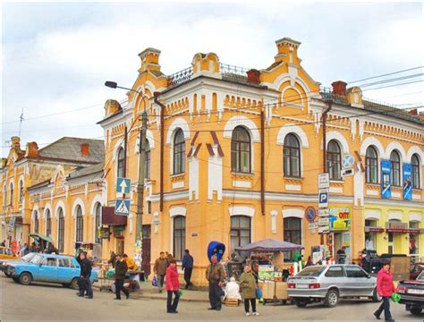 Ukraine Tour Place | Best Tourist Place to visit in Ukraine | HelloTravel