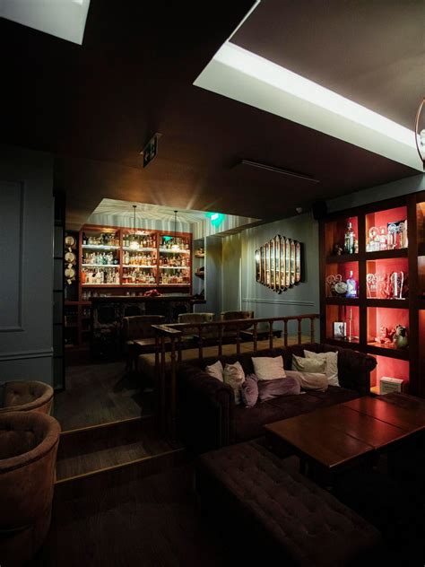 Red Frog: É português e é um dos melhores bares do mundo - VERSA