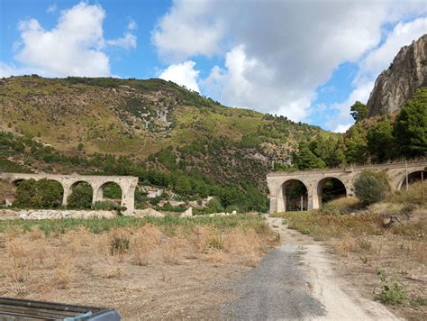 Trekking Discovering the Sosio Valley - SicilyHorseTours