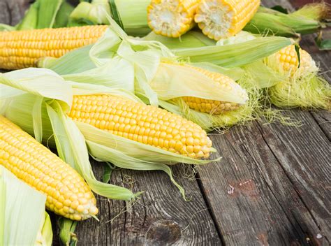 Easy Boiled Corn On The Cob