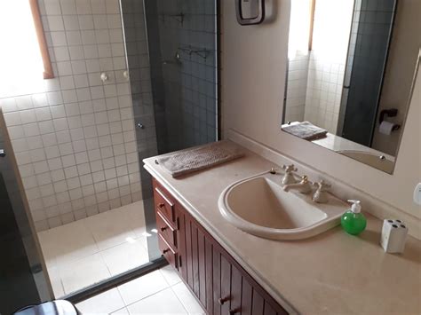 GUEST HOUSE FAMILIA (Campos Do Jordao, Brazil) - Cottage Reviews ...