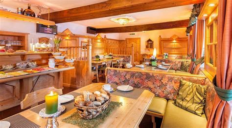 GASTHAUS KRISPLWIRT (Krispl) - Guesthouse Reviews & Photos - Tripadvisor
