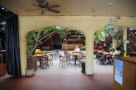 Information about "catalyst3.jpg" on the catalyst - Santa Cruz - LocalWiki