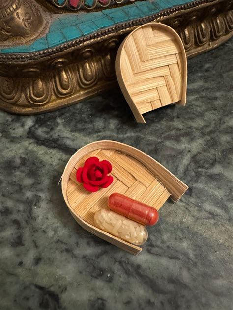 Roli Chawal Set – Regalia Ornaments