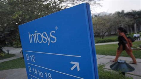 Infosys senior V P Kakal to quit - BusinessToday
