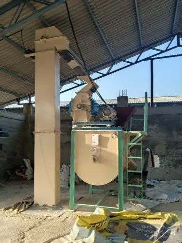 Feed Making Machine - Animal Feed Making Machine Service Provider from Pune