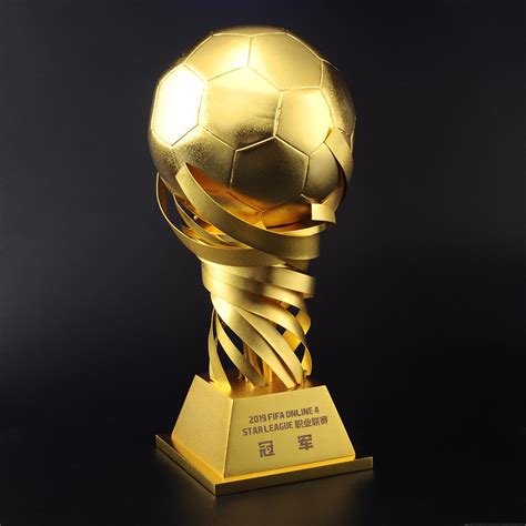 足球奖杯 的图像结果