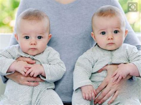 “育儿心境”之萌宝视频:双胞胎宝宝