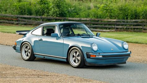 1984 Porsche 911 Carrera - Custom Market - CLASSIC.COM