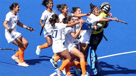 Hockey in 2022: Indian women steal limelight, claim CWG medal after 16 ...