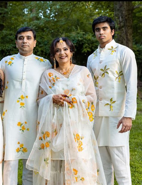 Banana trees on Nehru jacket – Picchika