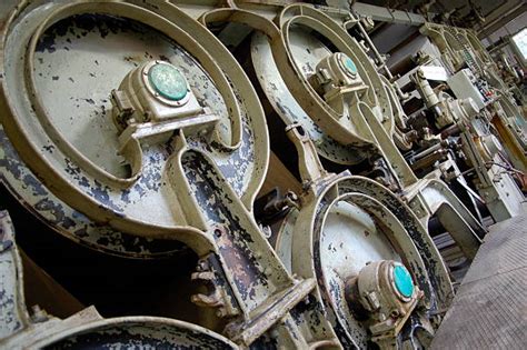 Old Paper Machine 的图像结果