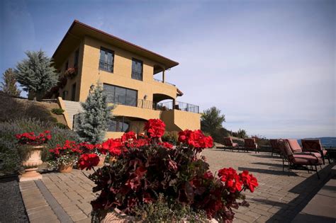 2011 Spring Wine Guide: Bets bets for B&Bs and inns among the vines ...