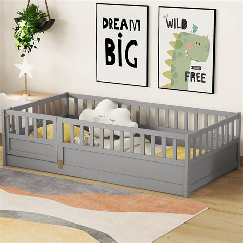 Amazon.com: Bellemave Twin Floor Bed with High Fence and Door, Kids Bed ...