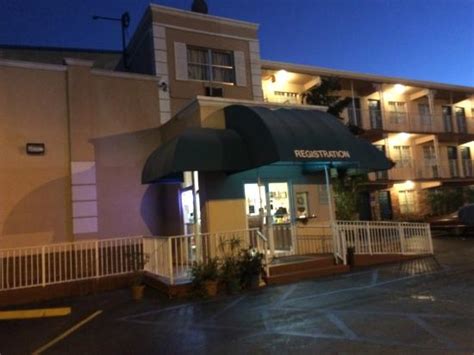 ECONOMY INN (Pompano Beach) - Hotel Reviews, Photos, Rate Comparison ...