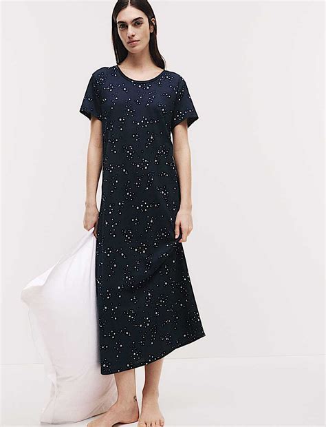 Buy Cool Comfort™ Star Print Nightdress at Marks & Spencer