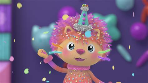 Marty the Party Cat | Gabby's Dollhouse