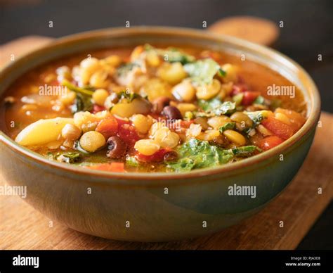 Turnip greens hi-res stock photography and images - Alamy